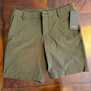 NWT men’s Lululemon Commission Short Classic 9” size 34